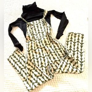 NWOT Unique and stylish Green and off white geometric coveralls